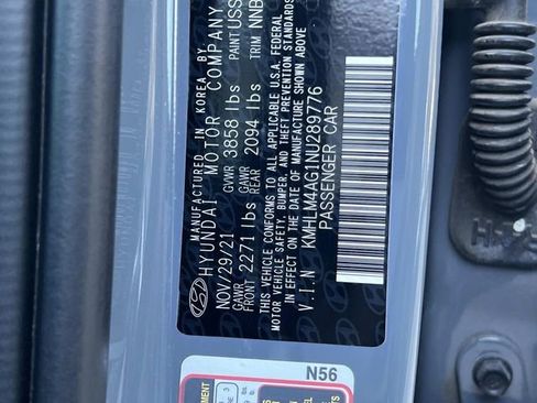 Used 2022 Hyundai Elantra SEL image 27