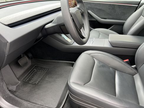 Used 2025 Tesla Model 3 Long Range AWD/4WD image 12