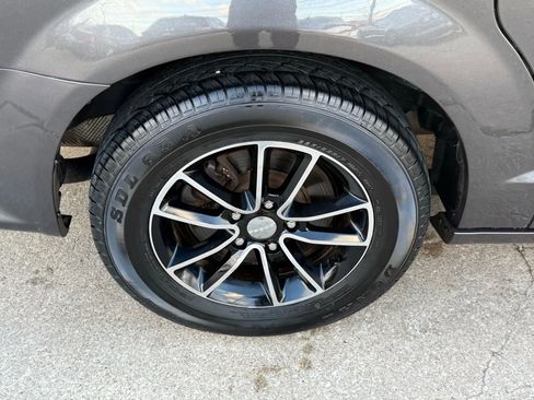 Used 2015 Dodge Grand Caravan SE w/ Quick Order Package 29E SE image 45