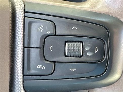 Used 2022 GMC Yukon XL Denali image 29