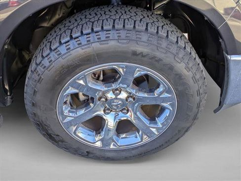 Used 2018 RAM 1500 Laramie w/ Convenience Group image 24