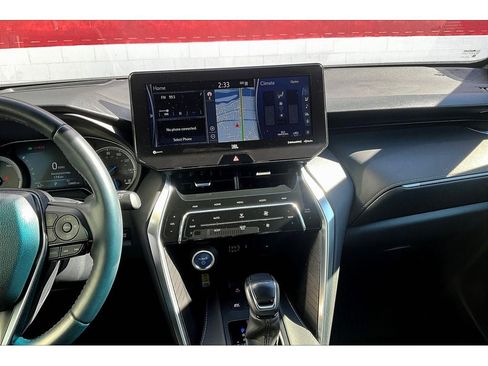 Used 2021 Toyota Venza Limited image 7