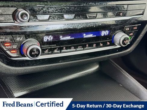 Used 2021 BMW 540i xDrive w/ M Sport Package image 18