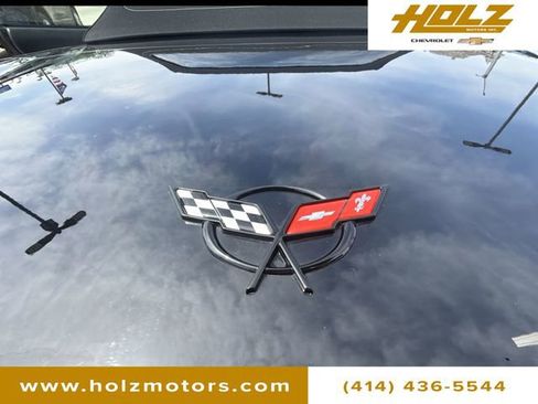 Used 2001 Chevrolet Corvette Convertible w/ Preferred Equipment Group2 RWD image 29