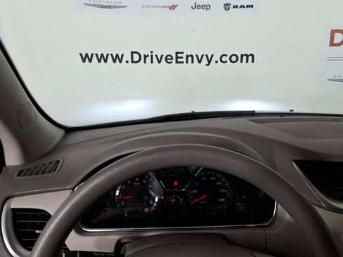 Used 2017 Chevrolet Traverse LS AWD/4WD image 25