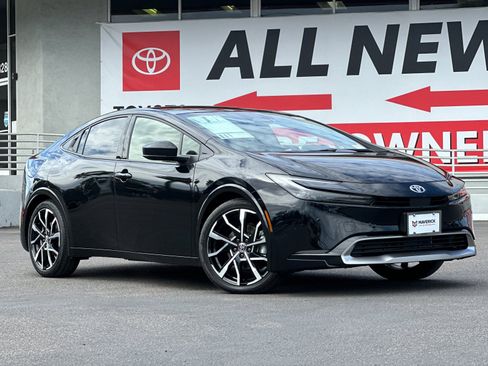 New 2026 Toyota Prius Plug-In Hybrid image 8