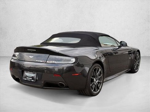 Used 2017 Aston Martin V12 Vantage S RWD image 15