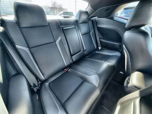 Used 2016 Dodge Challenger SXT Plus image 12