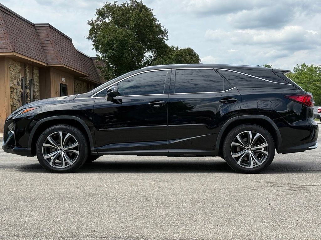 Used 2019 Lexus RX 350L FWD w/ Premium Package image 2