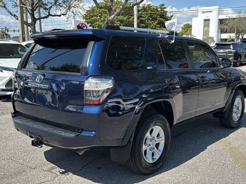 Used 2022 Toyota 4Runner SR5 Premium w/ Moonroof Package image 8