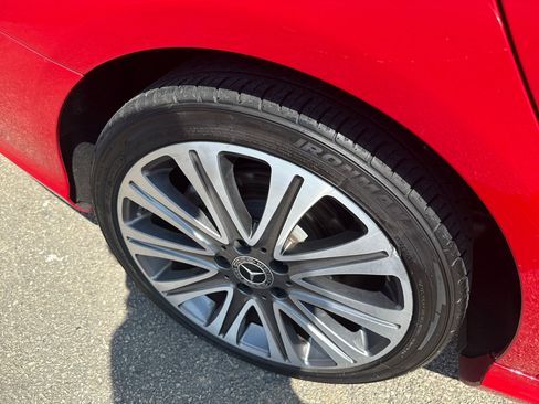 Used 2019 Mercedes-Benz CLA 250 4MATIC w/ Premium Package image 36