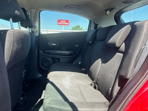 Used 2017 Honda HR-V LX image 34