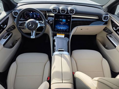 Used 2026 Mercedes-Benz GLC 300 4MATIC image 13