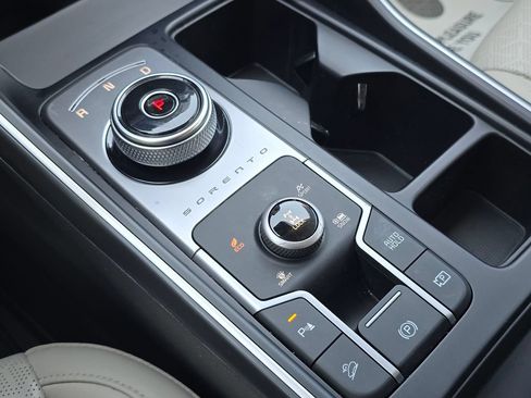 Certified 2023 Kia Sorento EX AWD/4WD image 21