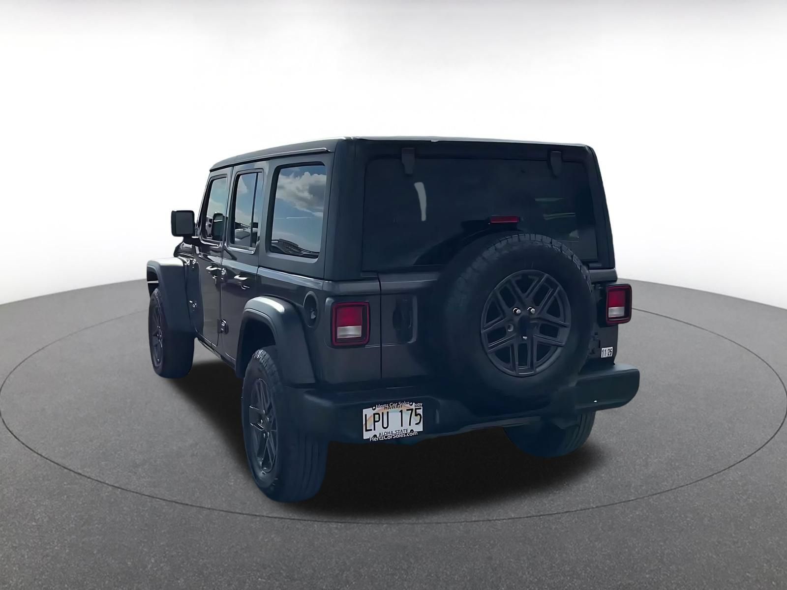 Used 2025 Jeep Wrangler Unlimited Sport AWD/4WD image 10