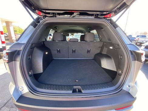 Used 2025 Chevrolet Equinox LT w/ Midnight Edition image 7