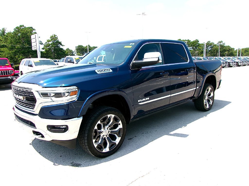 Used 2024 RAM 1500 Limited AWD/4WD image 1
