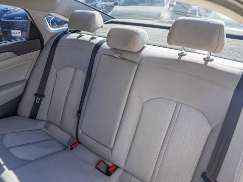 Used 2017 Hyundai Sonata SE image 35