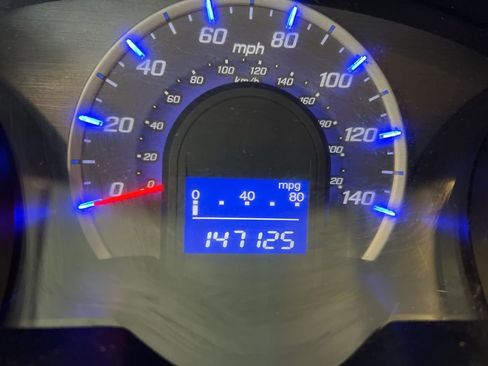 Used 2013 Honda Fit Sport image 2