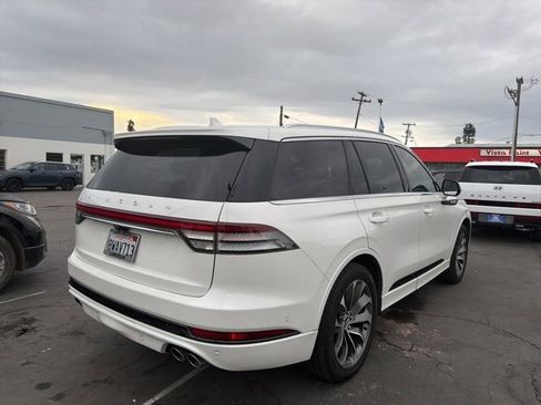 Used 2021 Lincoln Aviator Grand Touring w/ Equipment Group 301A image 4