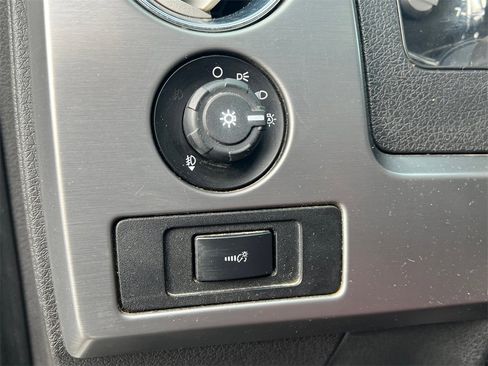 Used 2013 Ford F150 Limited image 15