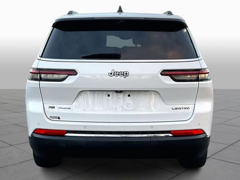 Used 2022 Jeep Grand Cherokee L Limited w/ Luxury Tech Group II image 4