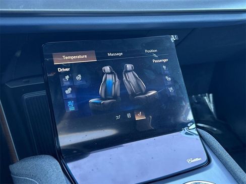 New 2026 Cadillac Vistiq Premium Luxury image 18