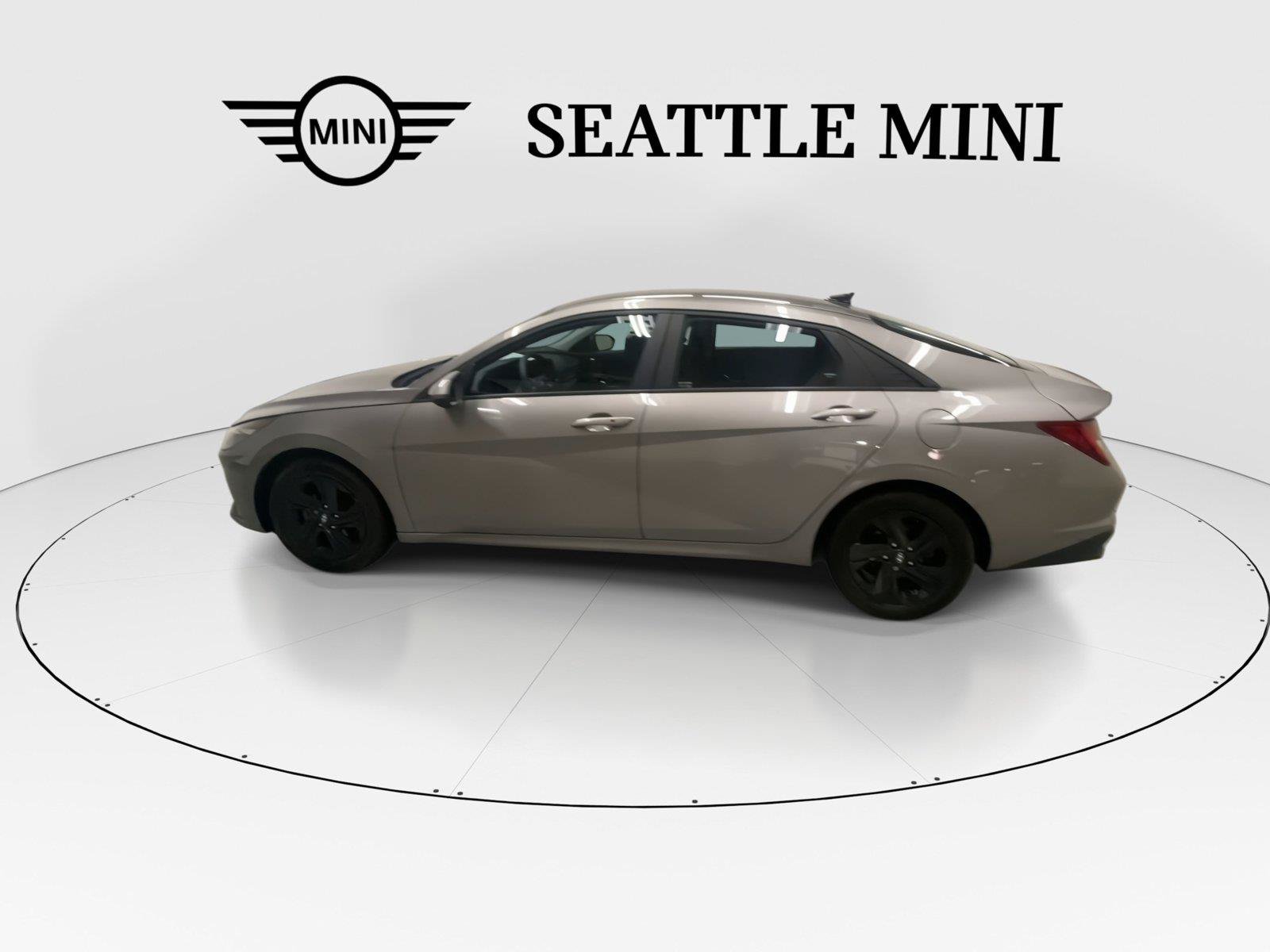 Used 2023 Hyundai Elantra Blue FWD image 7
