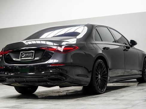 Used 2023 Mercedes-Benz S 500 4MATIC w/ AMG Line image 12