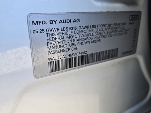 Used 2025 Audi A6 e-tron Ultra w/ Ultra Package image 32