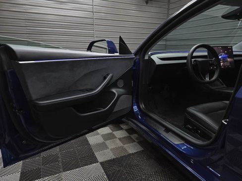 Used 2024 Tesla Model 3 Long Range AWD/4WD image 31