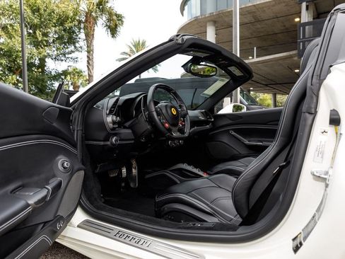 Used 2019 Ferrari 488 Spider RWD image 25
