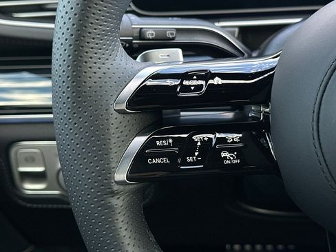 New 2026 Mercedes-Benz GLS 580 4MATIC image 26