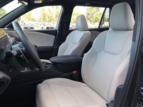 Certified 2026 Lexus TX 350 AWD w/ Technology Package image 36