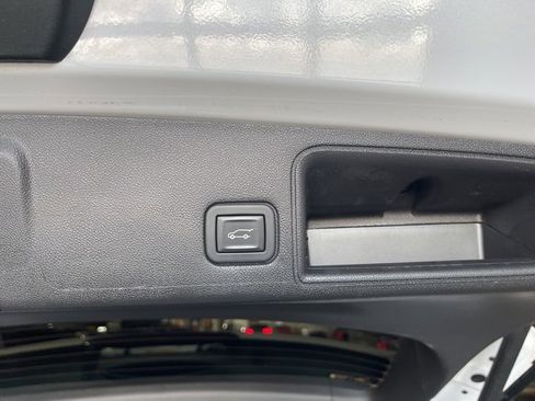 Certified 2023 GMC Terrain AT4 w/ Infotainment Package II image 16