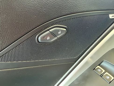 Used 2015 Chevrolet Corvette Stingray Convertible image 24