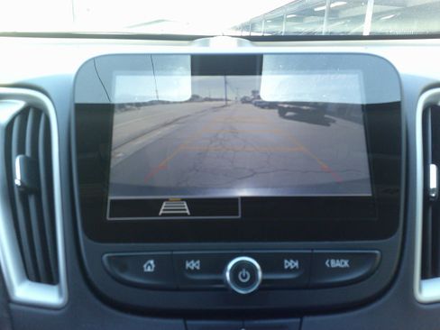 Used 2022 Chevrolet Malibu LT image 26