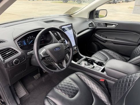 Certified 2023 Ford Edge Titanium image 11