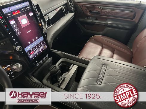 Used 2025 RAM 1500 Limited AWD/4WD image 12