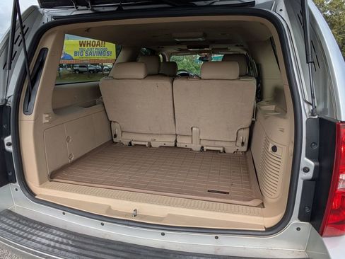 Used 2011 Chevrolet Suburban LTZ image 31