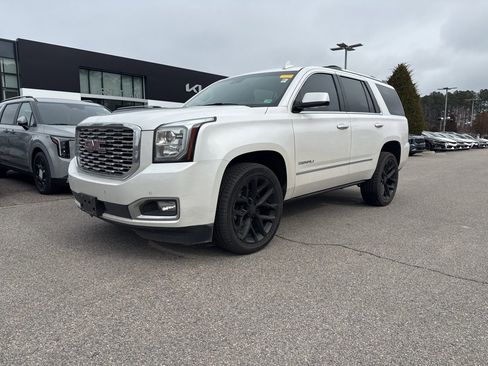 Used 2020 GMC Yukon Denali w/ Open Road Package image 2