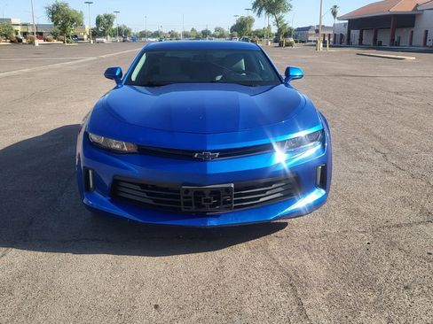 Used 2017 Chevrolet Camaro LT w/ Technology Package RWD image 3