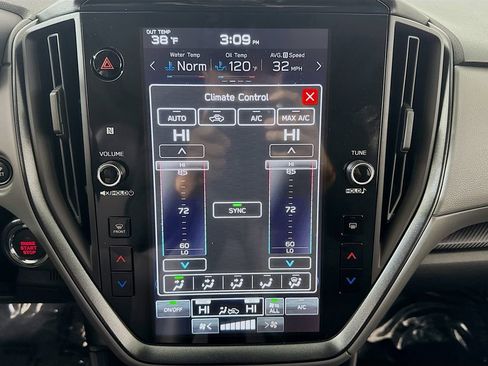 Used 2026 Subaru Crosstrek 2.0i Premium image 15