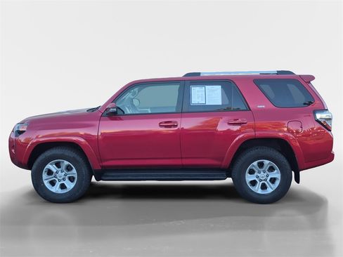 Used 2020 Toyota 4Runner SR5 Premium image 7