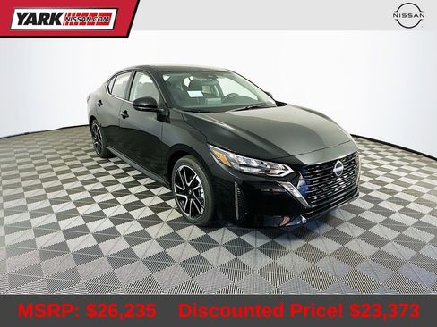 New 2025 Nissan Sentra SR image 1