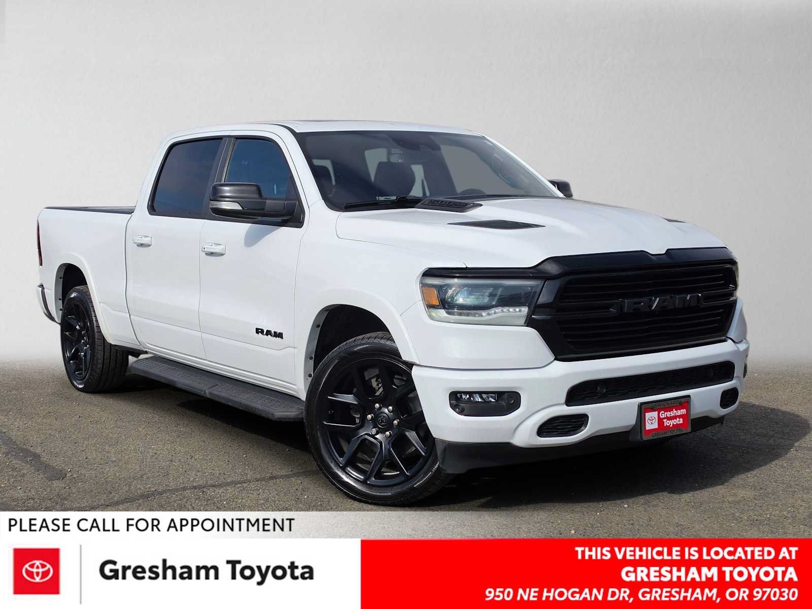 Used 2021 RAM 1500 Laramie AWD/4WD image 1