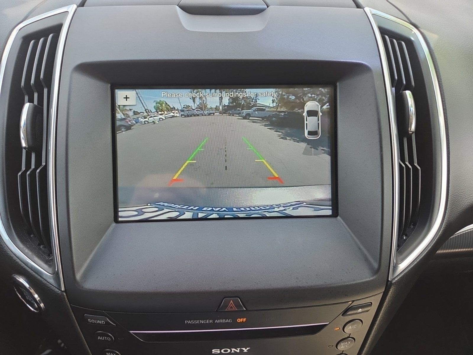 Certified 2018 Ford Edge Titanium w/ Technology Package FWD image 26