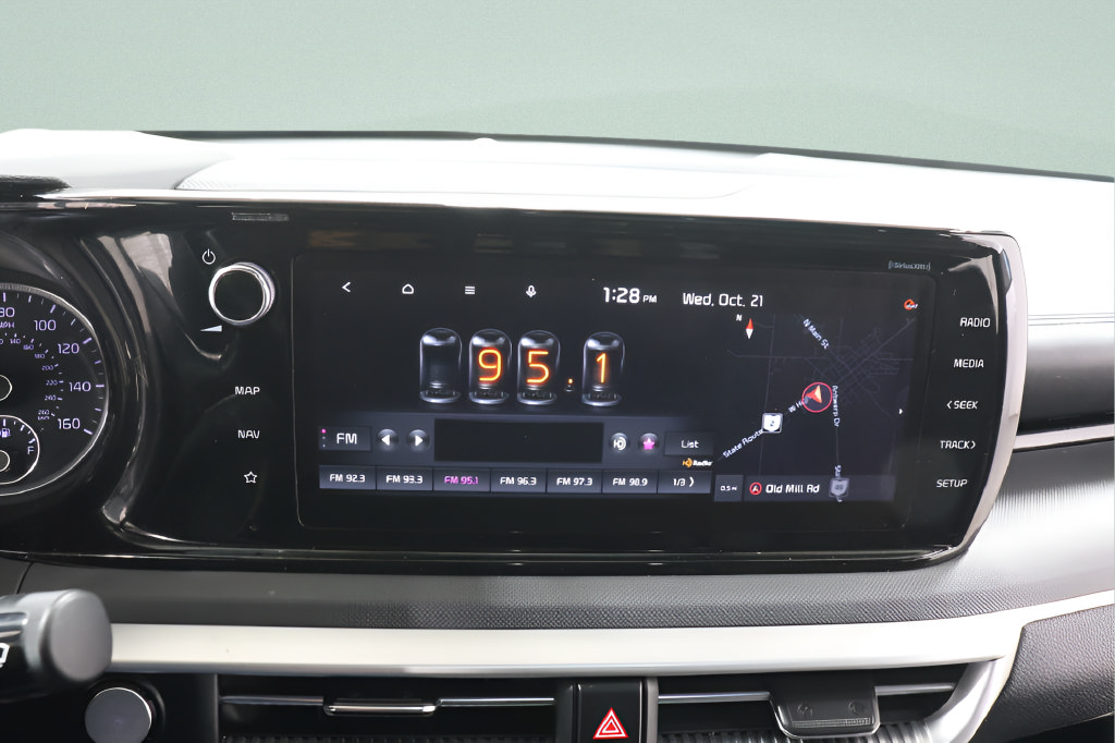 Used 2022 Kia K5 GT-Line w/ GT-Line FWD Premium Package image 10