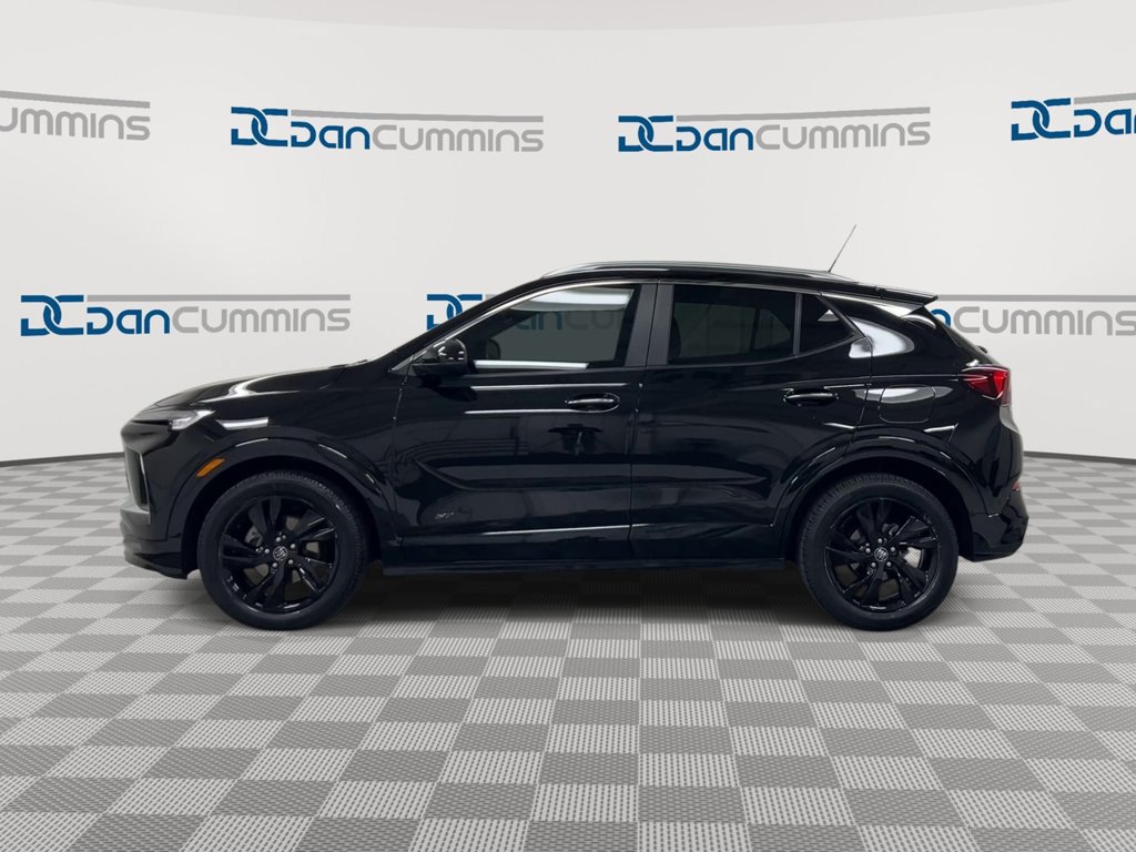 Used 2025 Buick Encore GX Sport Touring FWD image 5