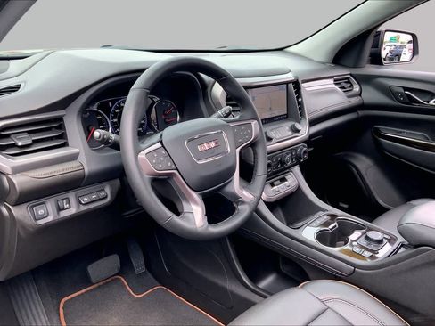 Used 2023 GMC Acadia AT4 w/ Technology Package AWD/4WD image 15